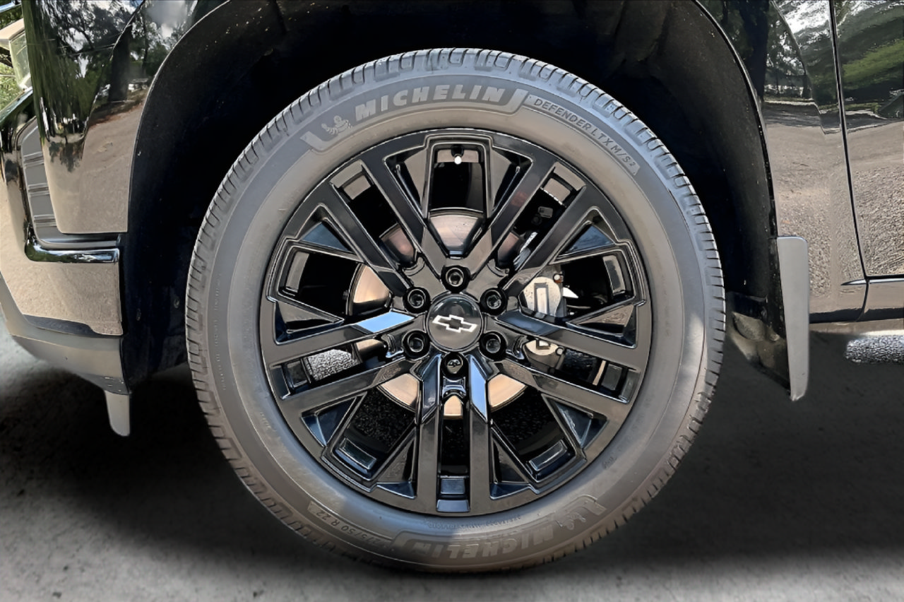 Used 2021 Chevrolet Silverado 1500 RST w/ Rally Edition RWD image 35