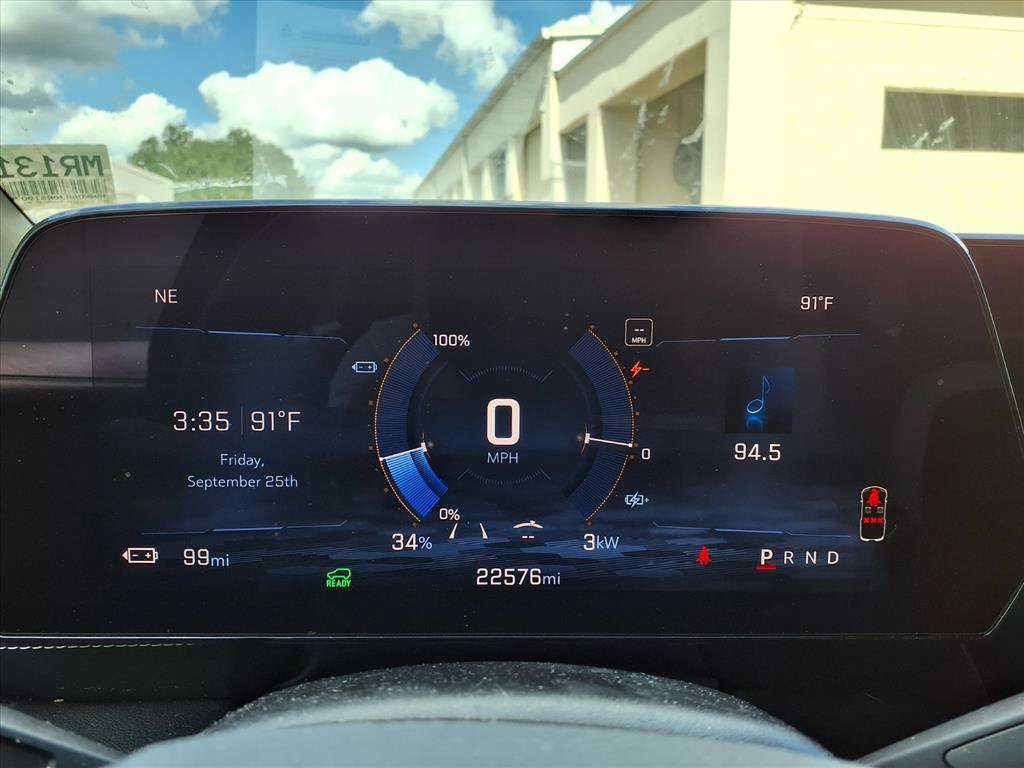 Used 2024 Chevrolet Blazer EV LT AWD/4WD image 19