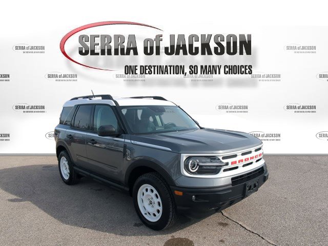 Used 2024 Ford Bronco Sport Heritage w/ Heritage Convenience Package image 2