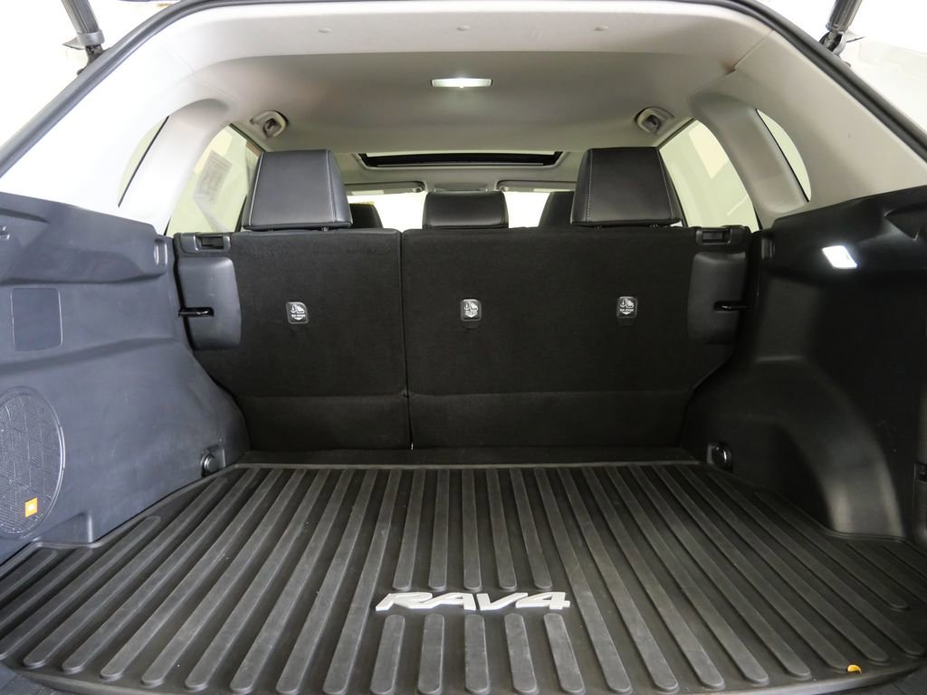 Used 2021 Toyota RAV4 Limited AWD/4WD image 26