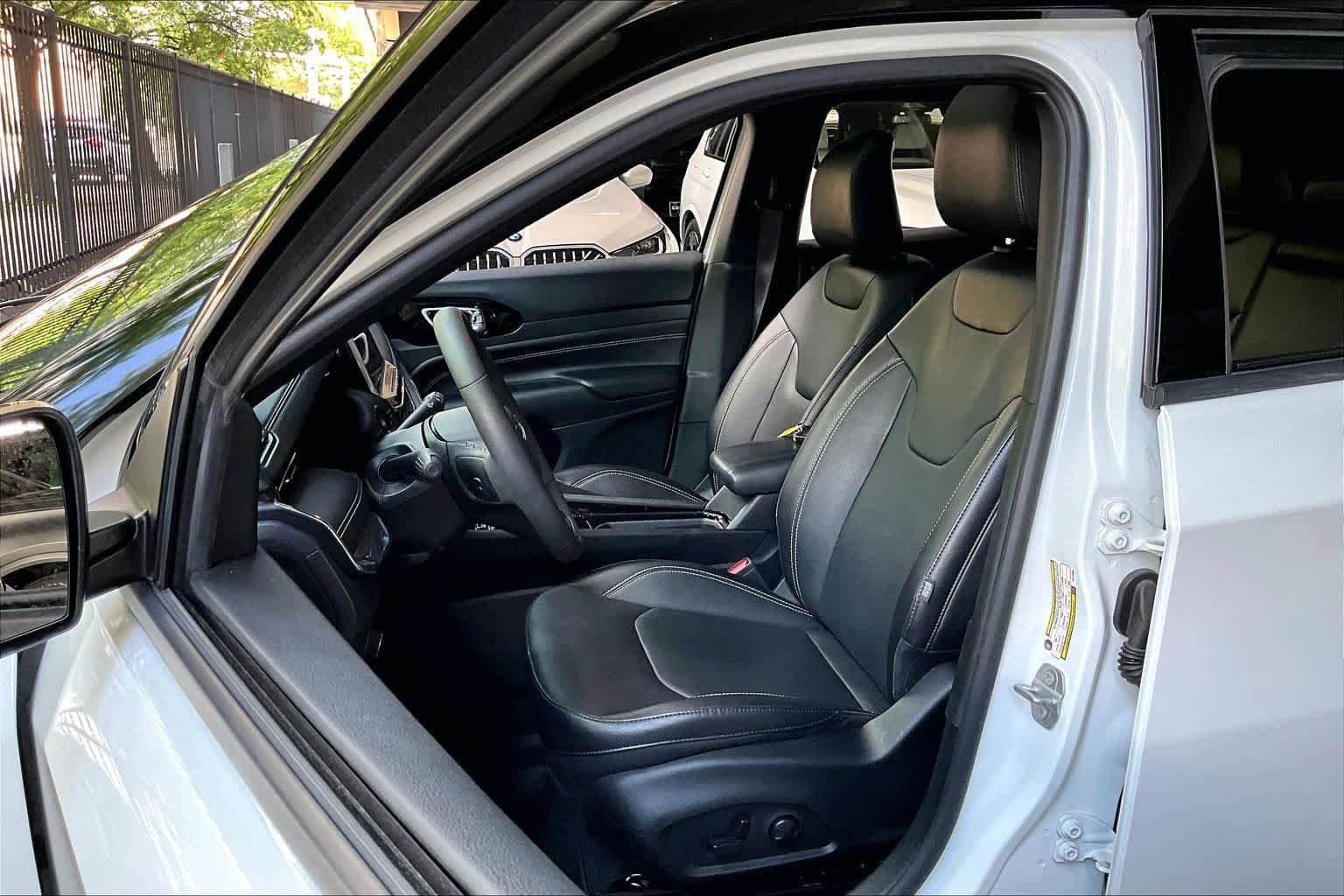 Used 2023 Jeep Compass High Altitude AWD/4WD image 7