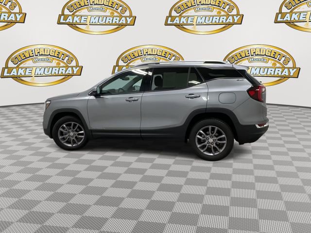 Used 2023 GMC Terrain SLT image 8