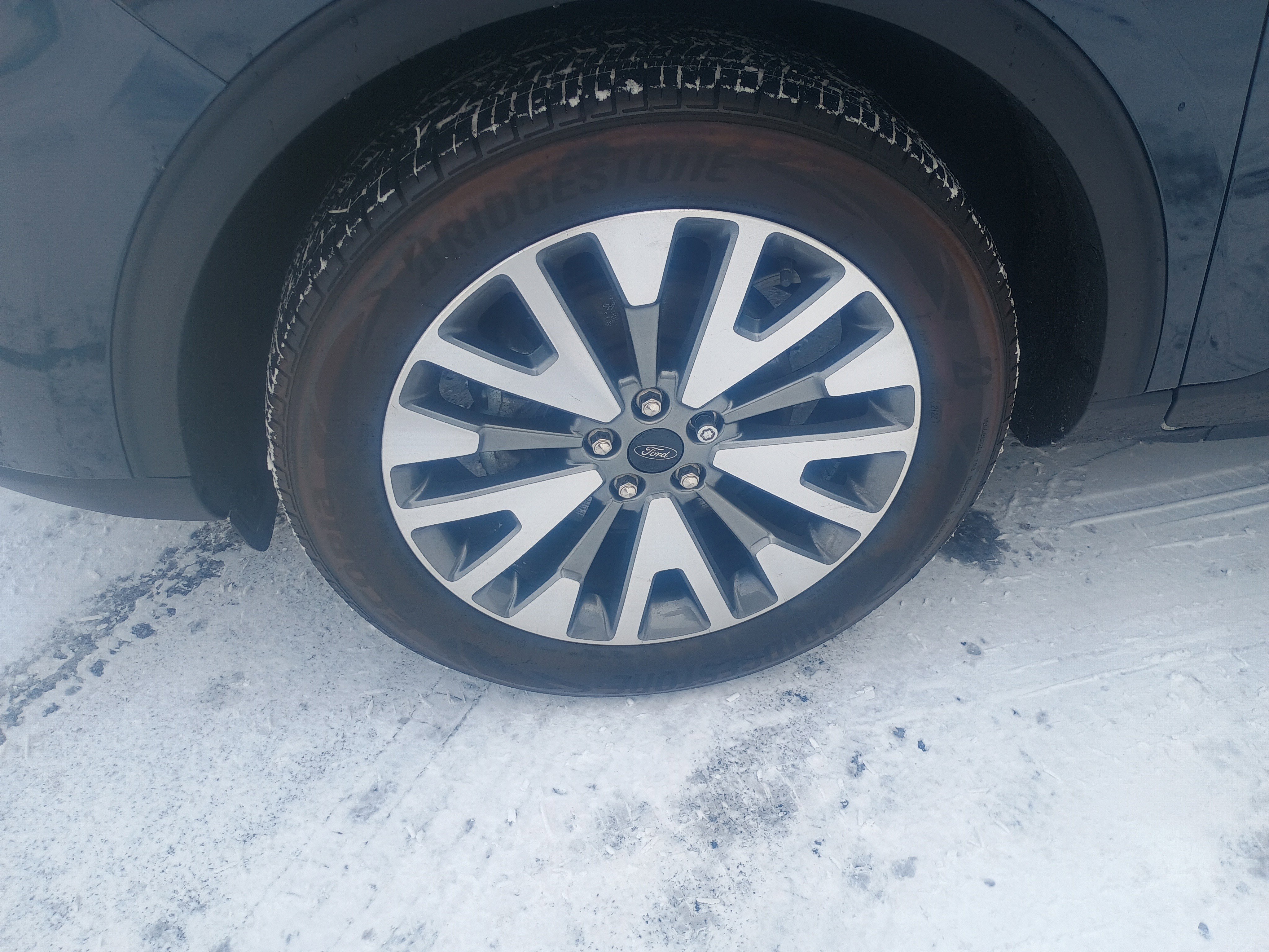 Certified 2022 Ford Escape Titanium w/ Class II Trailer Tow Package image 4