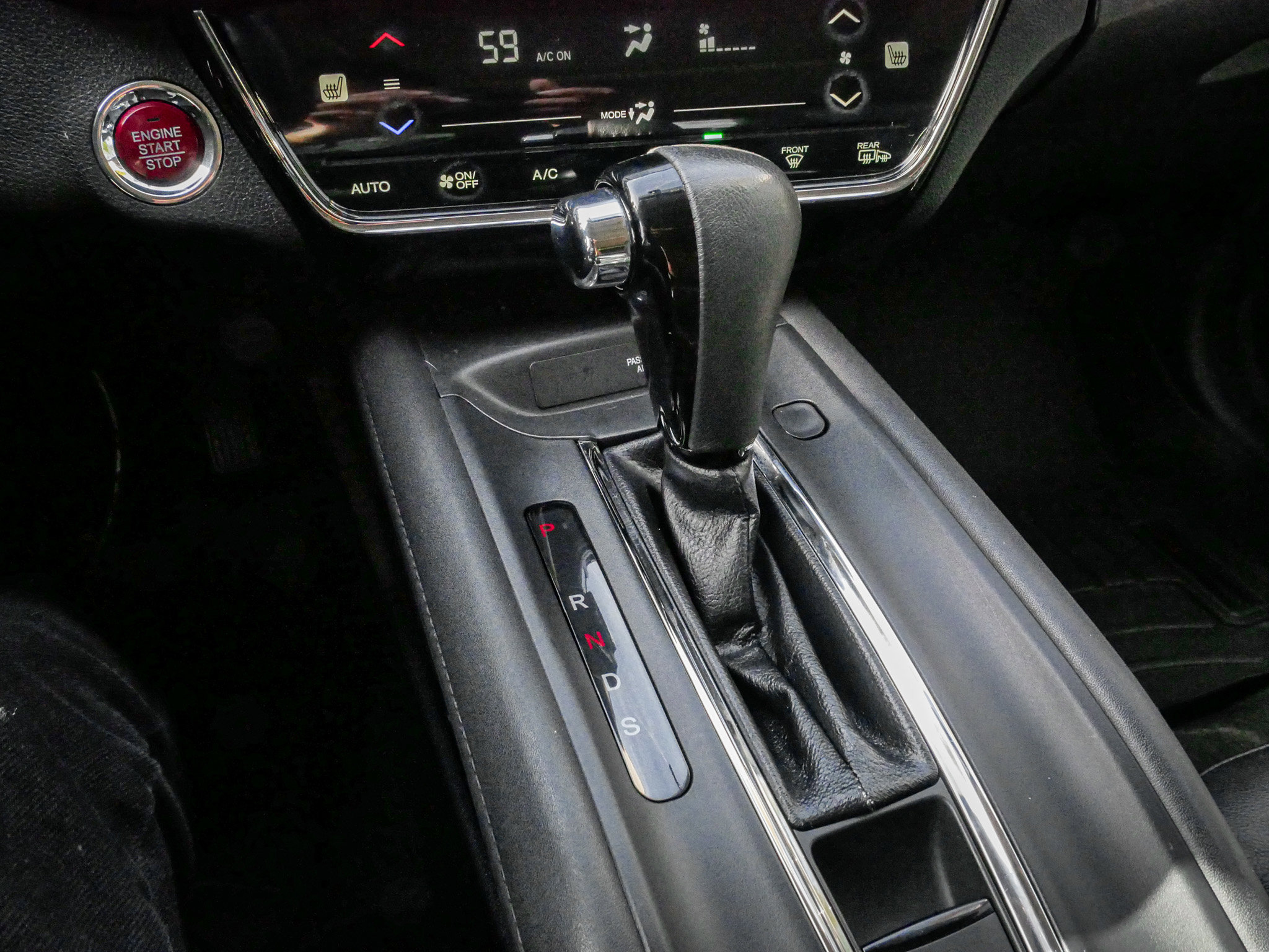 Used 2017 Honda HR-V EX-L image 26