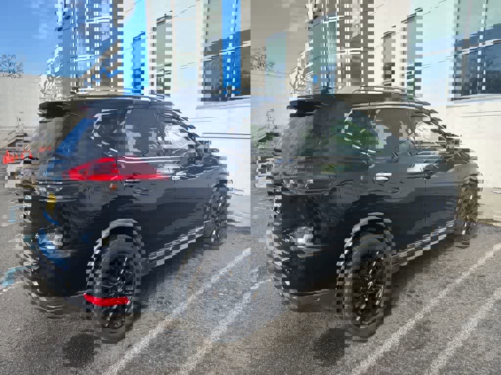 Used 2018 Nissan Rogue SL w/ Premium Package image 13