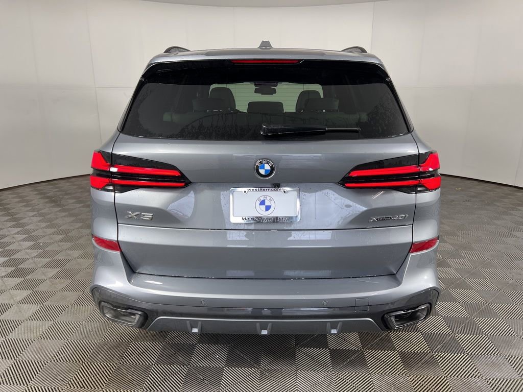 New 2026 BMW X5 xDrive40i w/ M Sport Package image 3