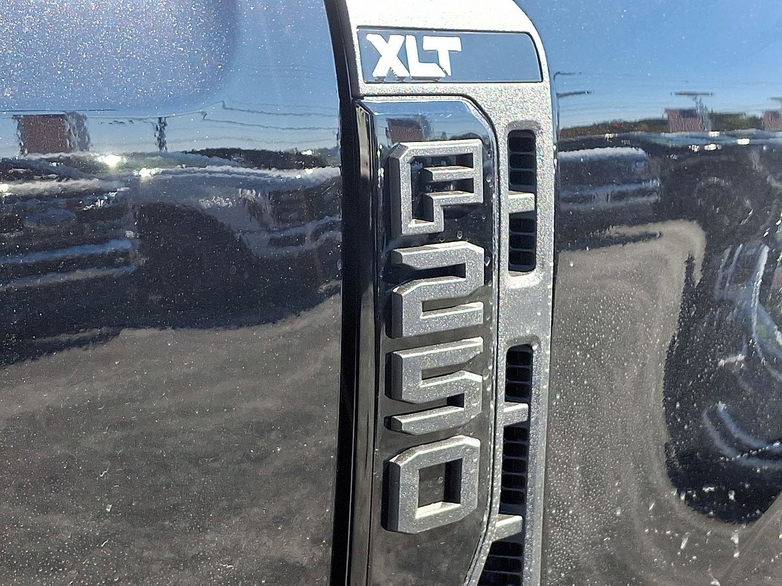 New 2026 Ford F250 XLT w/ XLT Premium Package image 20