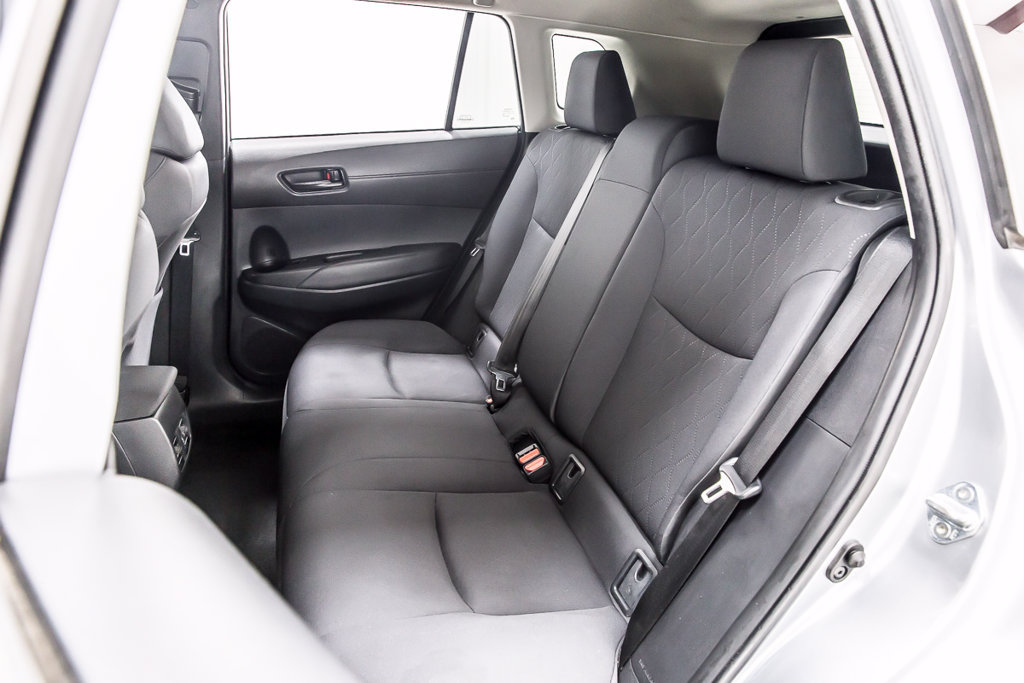 Used 2022 Toyota Corolla Cross LE FWD image 30