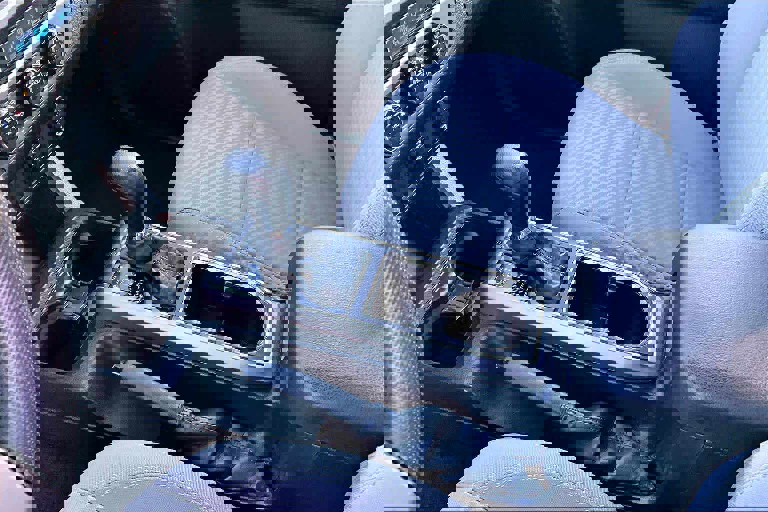 Certified 2022 Toyota Tacoma SR5 image 15