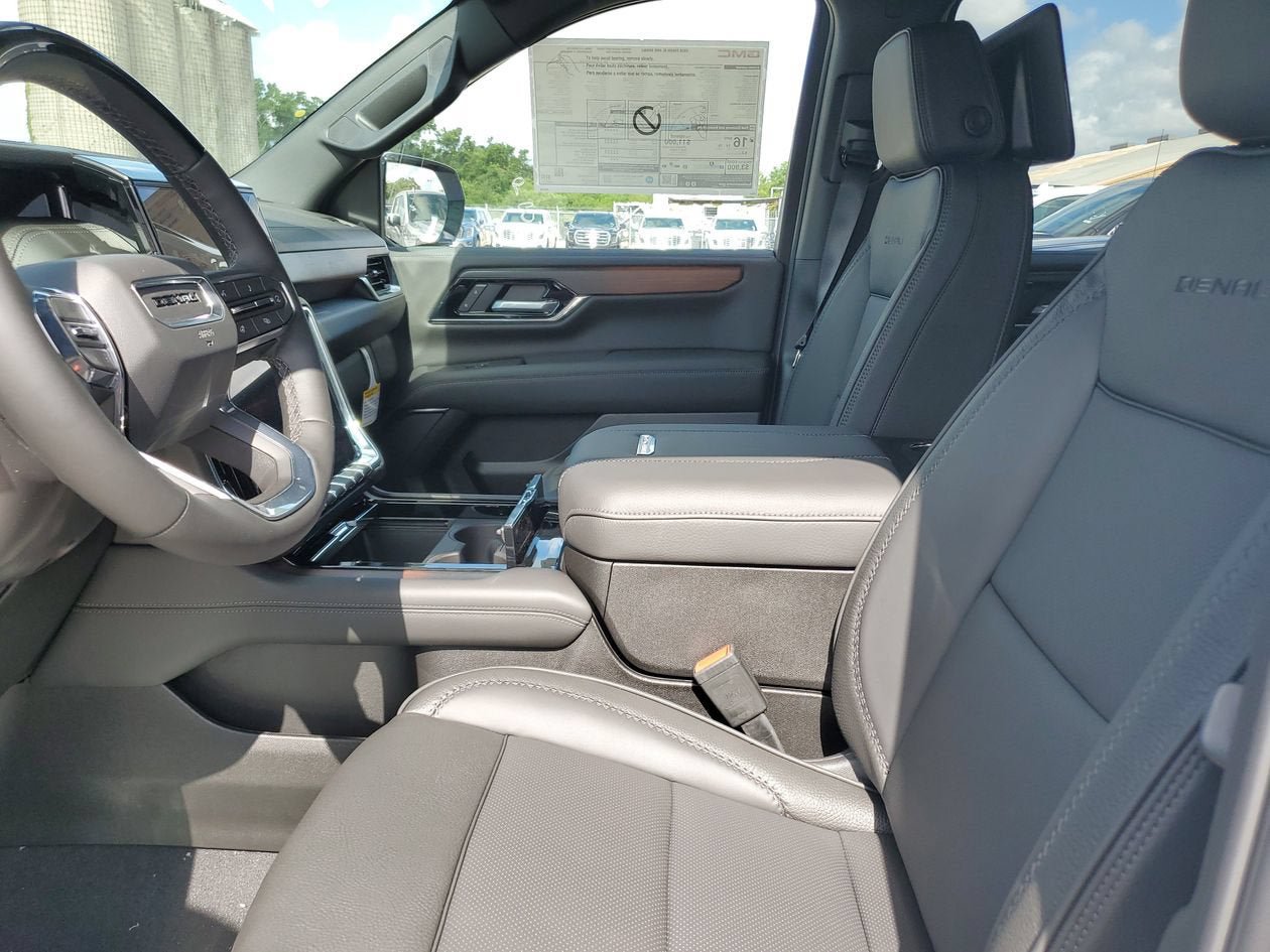 New 2026 GMC Yukon XL Denali w/ Denali Reserve Package AWD/4WD image 19