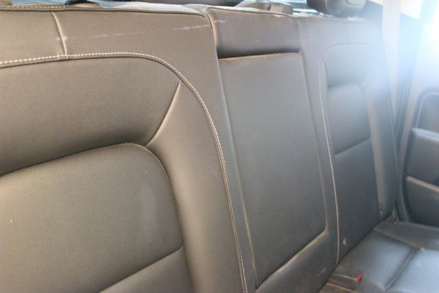Used 2018 Chevrolet Colorado LT w/ Luxury Package, Chrome AWD/4WD image 14