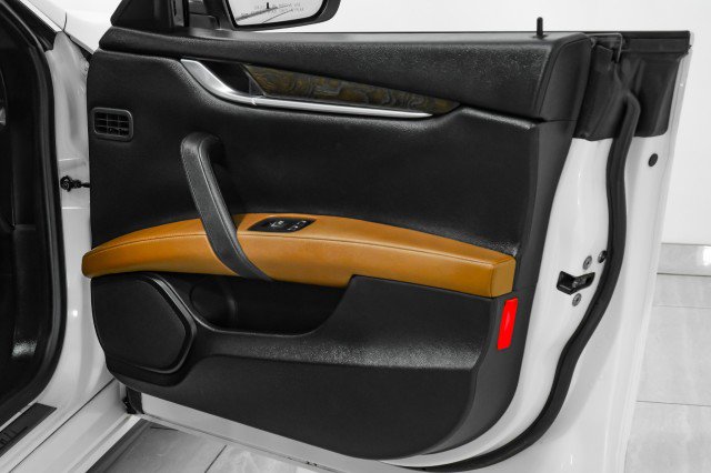 Used 2016 Maserati Ghibli S Q4 image 42