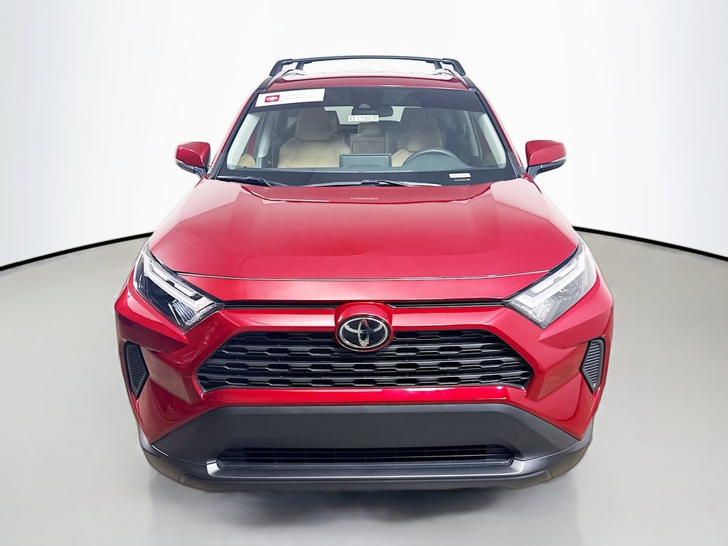Used 2025 Toyota RAV4 XLE FWD image 2