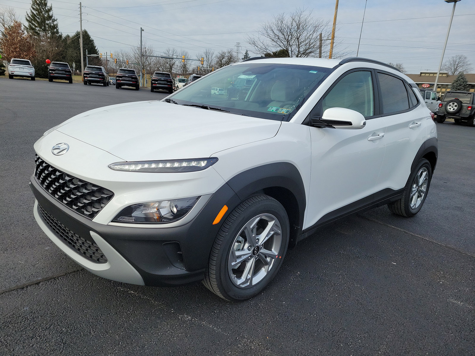 New 2023 Hyundai Kona SEL image 2