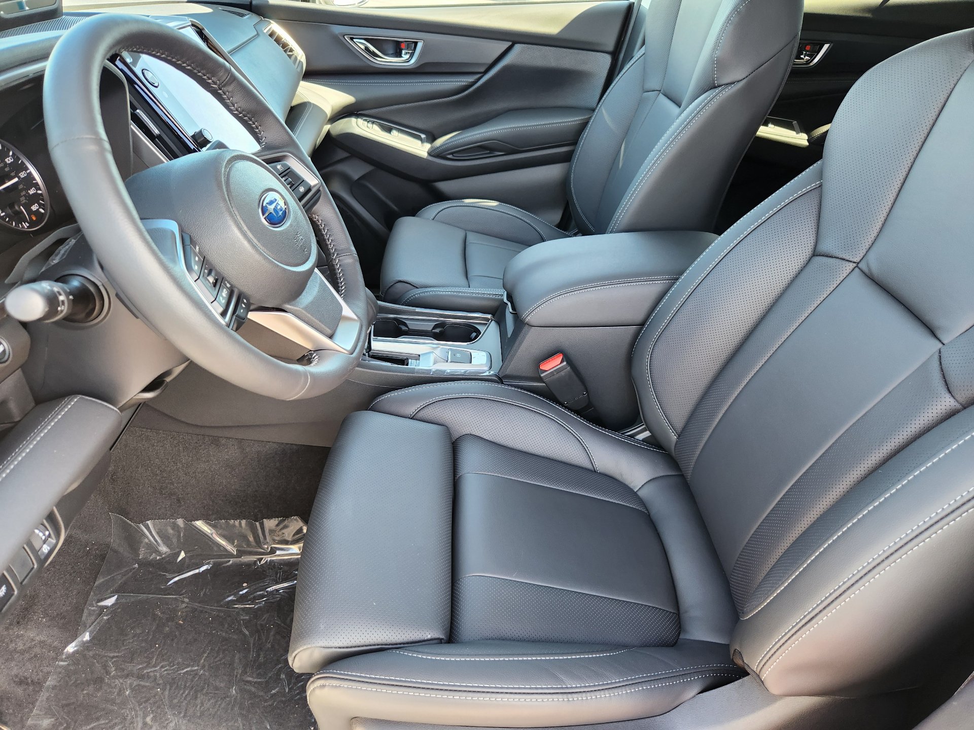 New 2026 Subaru Ascent Limited AWD/4WD image 9