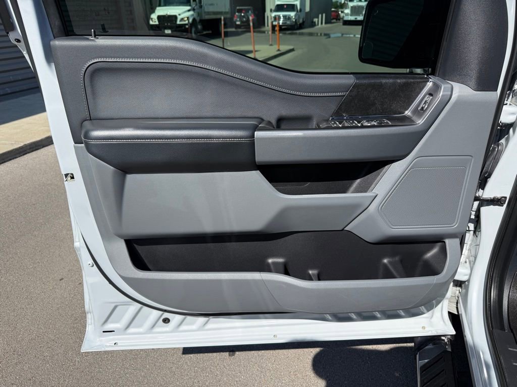 Used 2021 Ford F150 XLT w/ Equipment Group 302A High RWD image 6