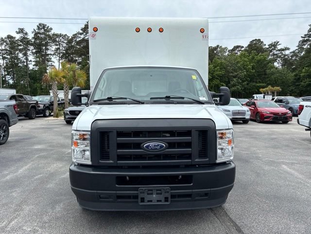 Used 2024 Ford E-350 and Econoline 350 Super Duty w/ Power Windows & Locks Group RWD image 8