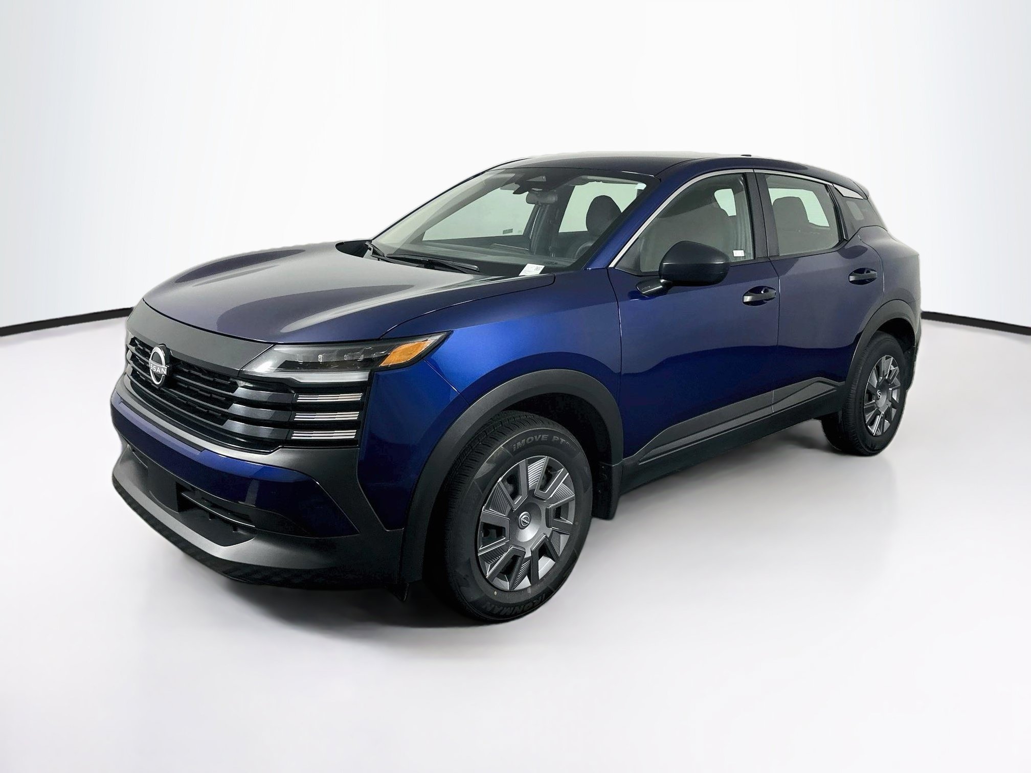 Used 2025 Nissan Kicks S FWD image 3