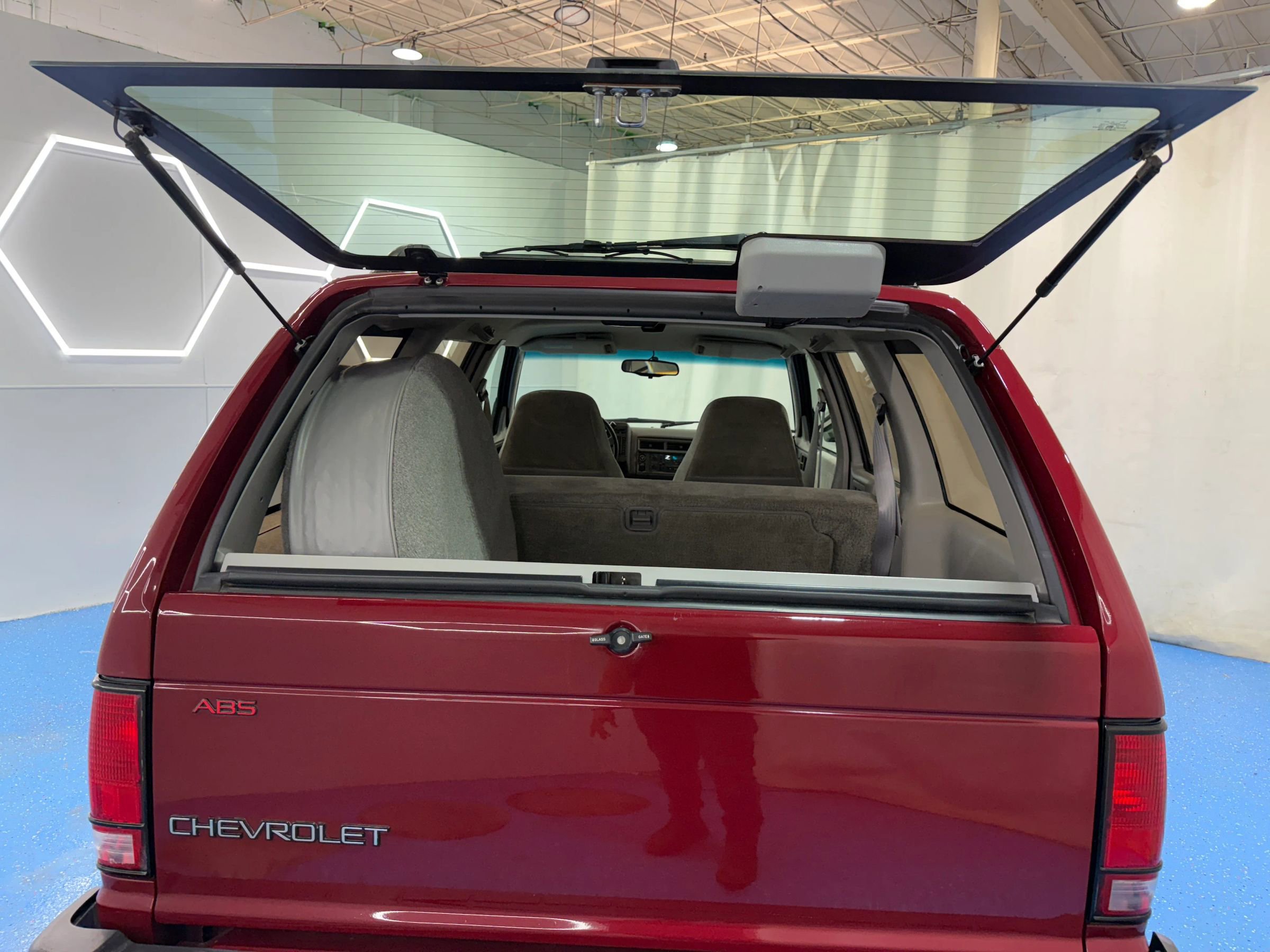 Used 1994 Chevrolet S10 Pickup 4WD 4-Door image 50