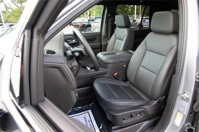Used 2024 Chevrolet Tahoe Z71 w/ Luxury Package image 12