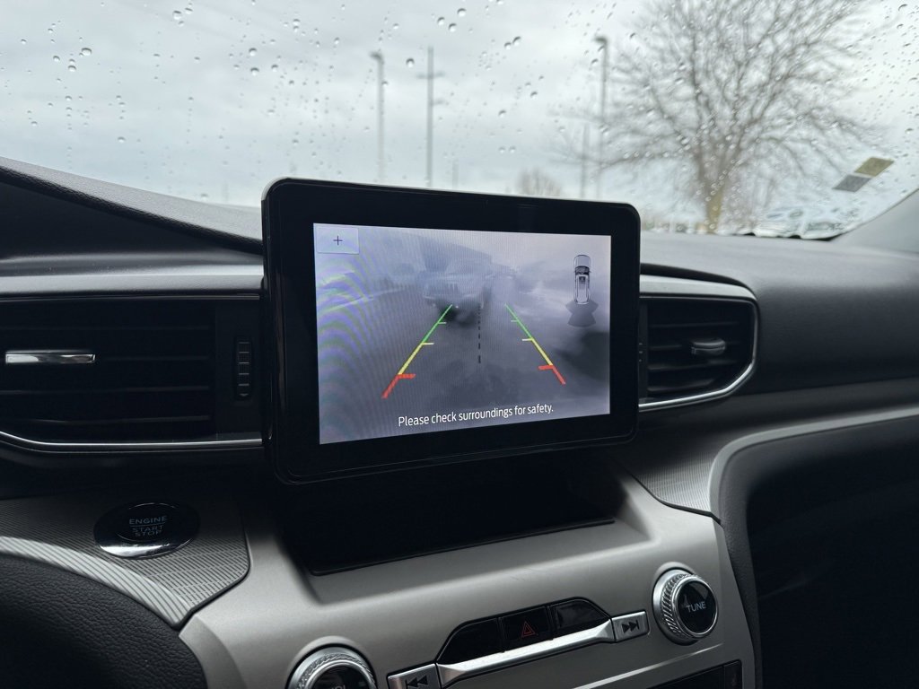 Certified 2023 Ford Explorer XLT w/ Equipment Group 202A image 28