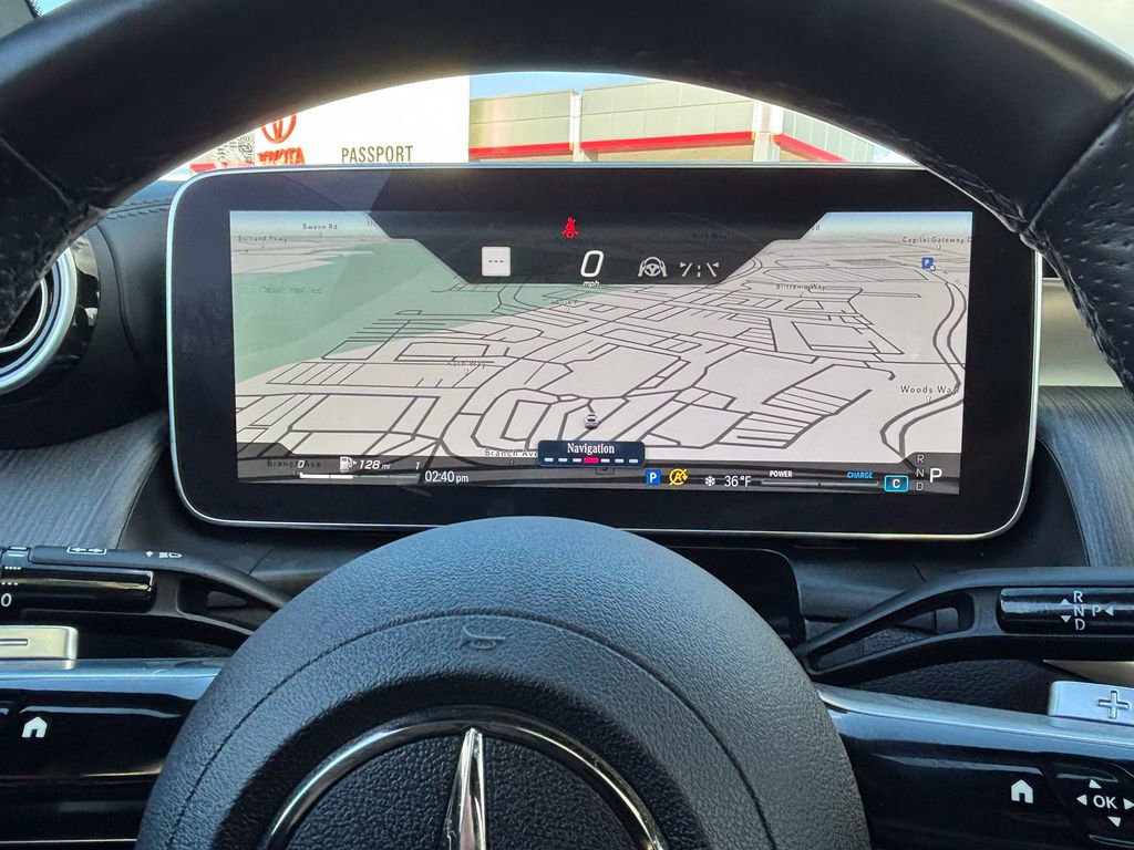 Used 2024 Mercedes-Benz GLC 300 4MATIC image 34