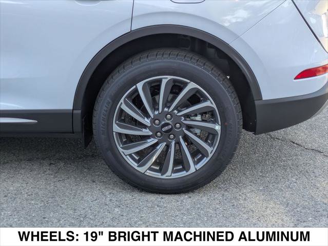 New 2025 Lincoln Corsair Reserve image 6