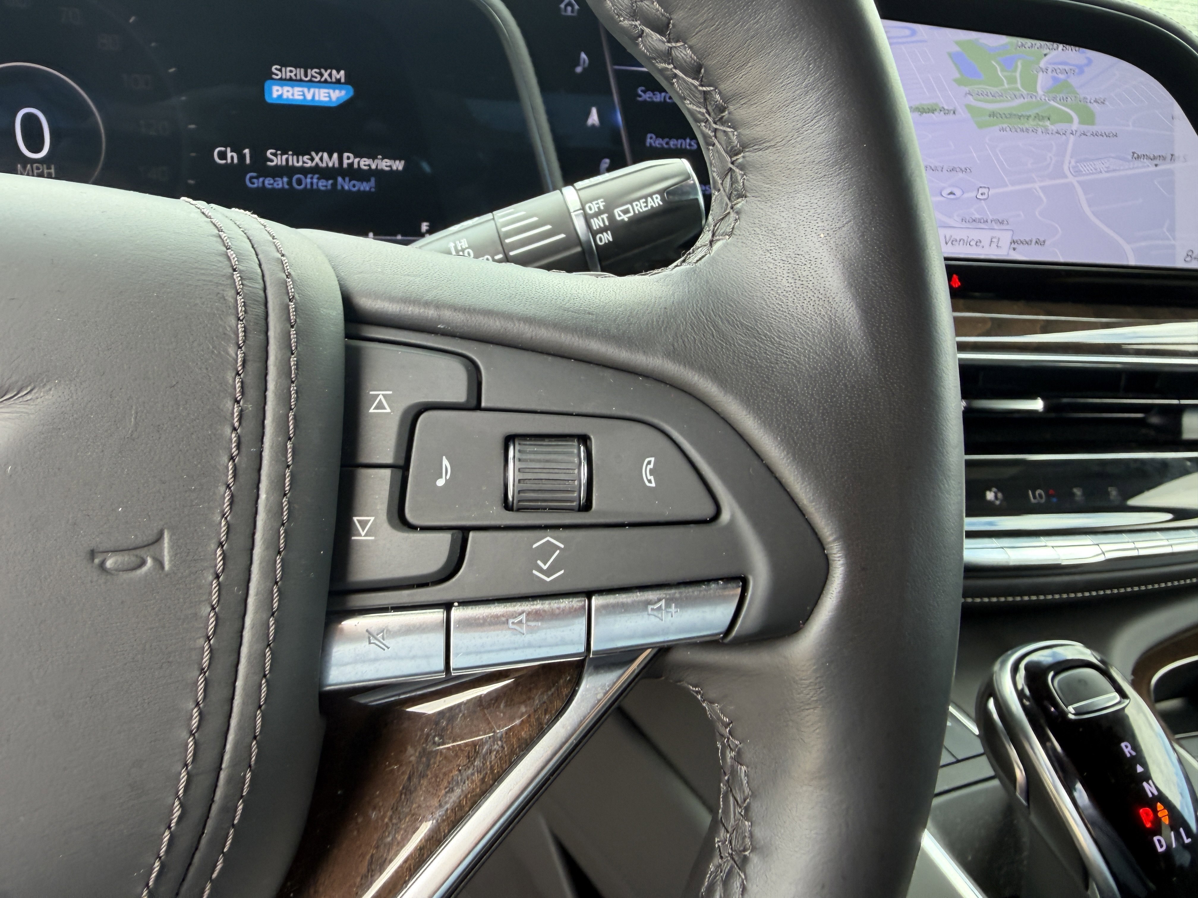 Certified 2024 Cadillac Escalade Sport Platinum w/ LPO, ONYX Package AWD/4WD image 30