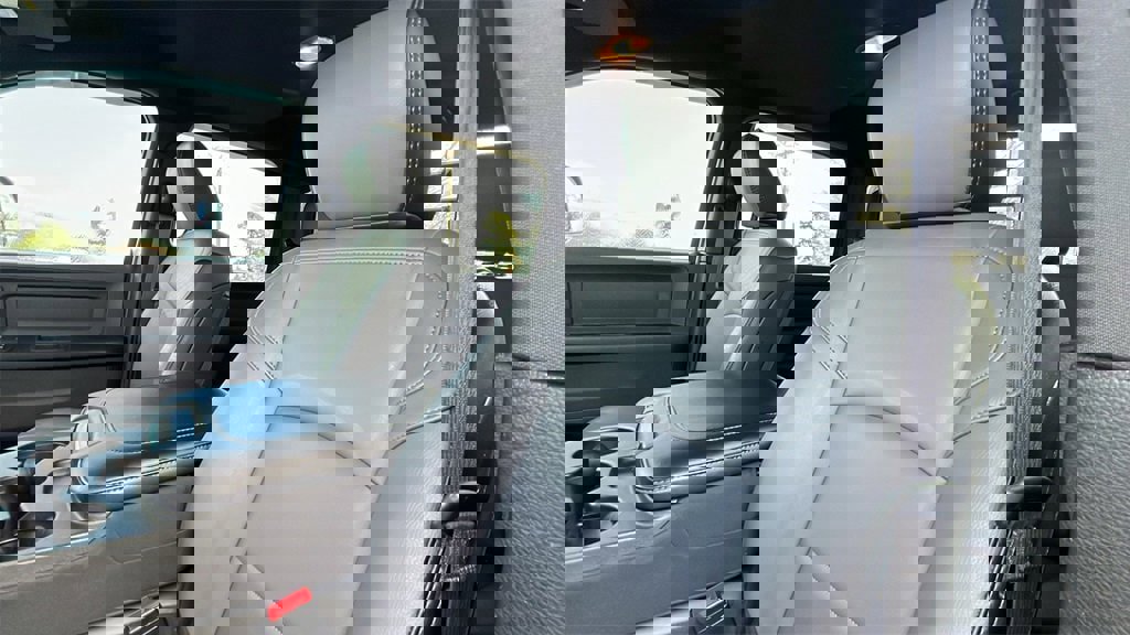 Used 2022 RAM 3500 Tradesman w/ Chrome Appearance Group image 16