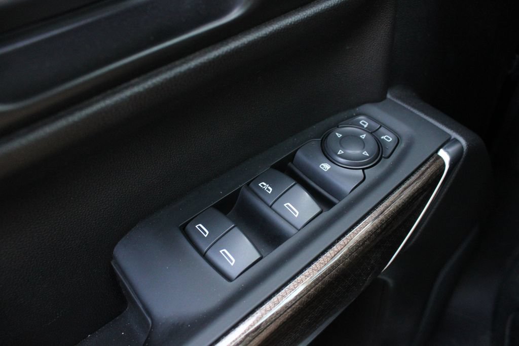 Used 2021 Chevrolet Silverado 1500 LT AWD/4WD image 7