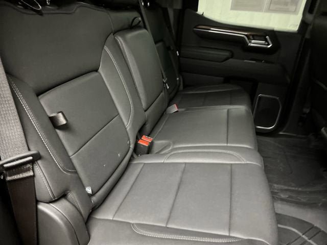 Certified 2024 Chevrolet Silverado 1500 RST w/ Convenience Package II AWD/4WD image 28