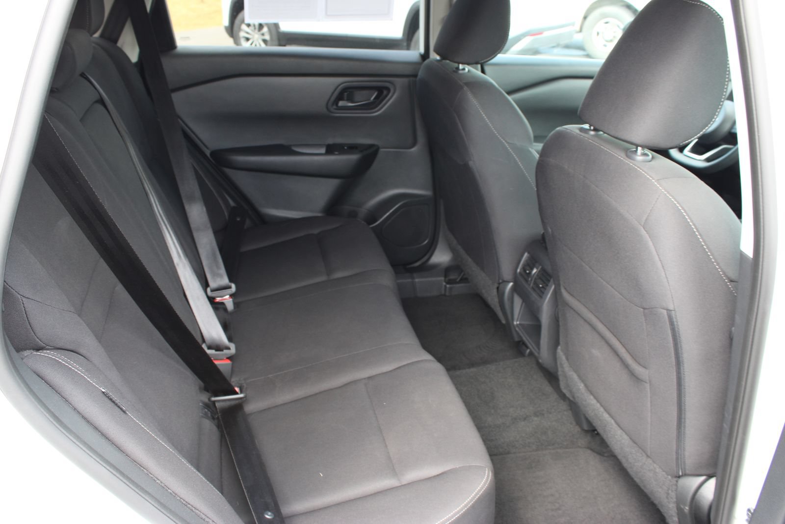 Used 2024 Nissan Rogue S FWD image 24