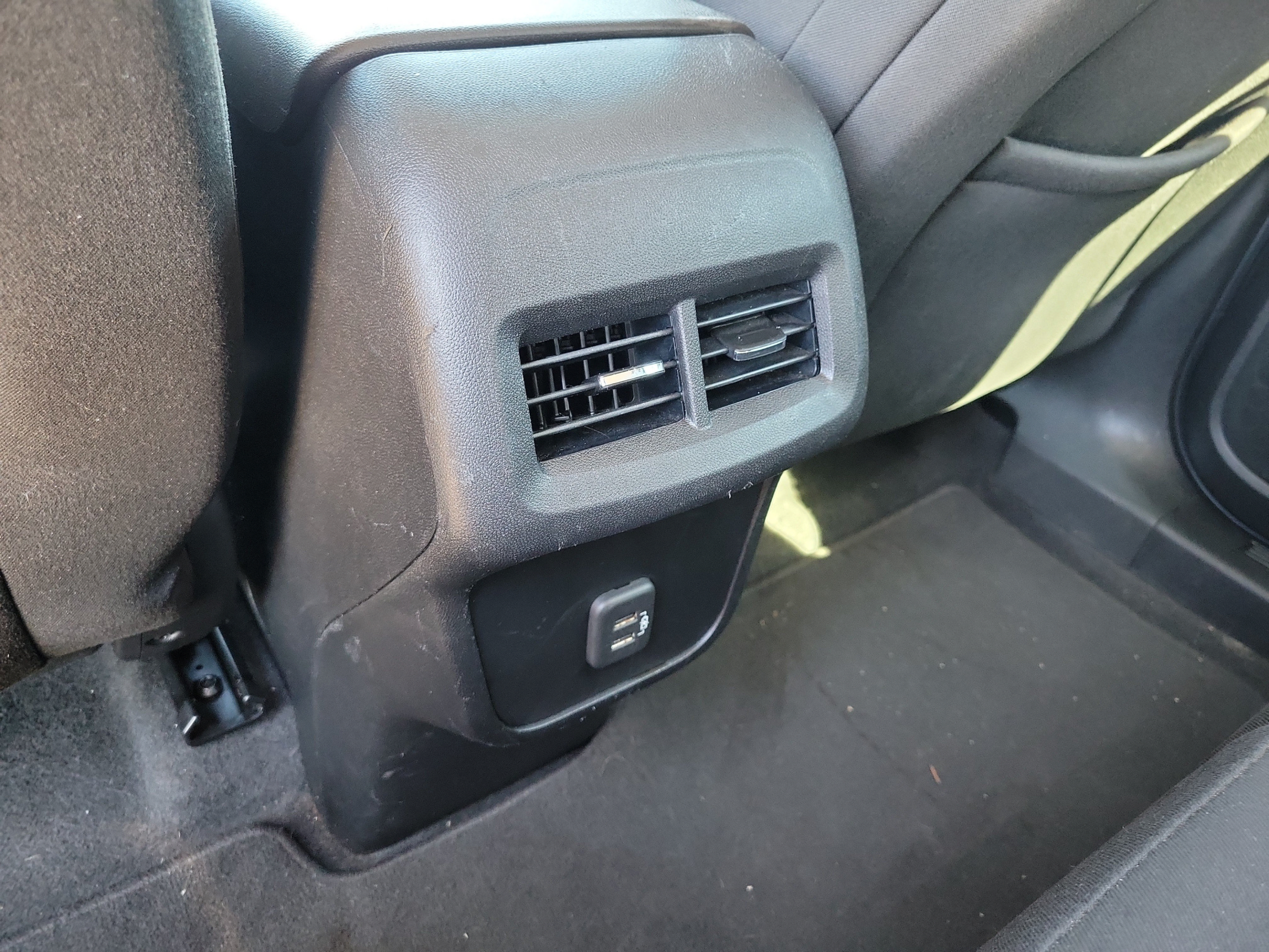Used 2019 Chevrolet Equinox LS FWD image 11