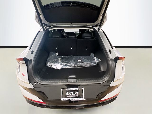 New 2025 Kia EV6 Wind image 27