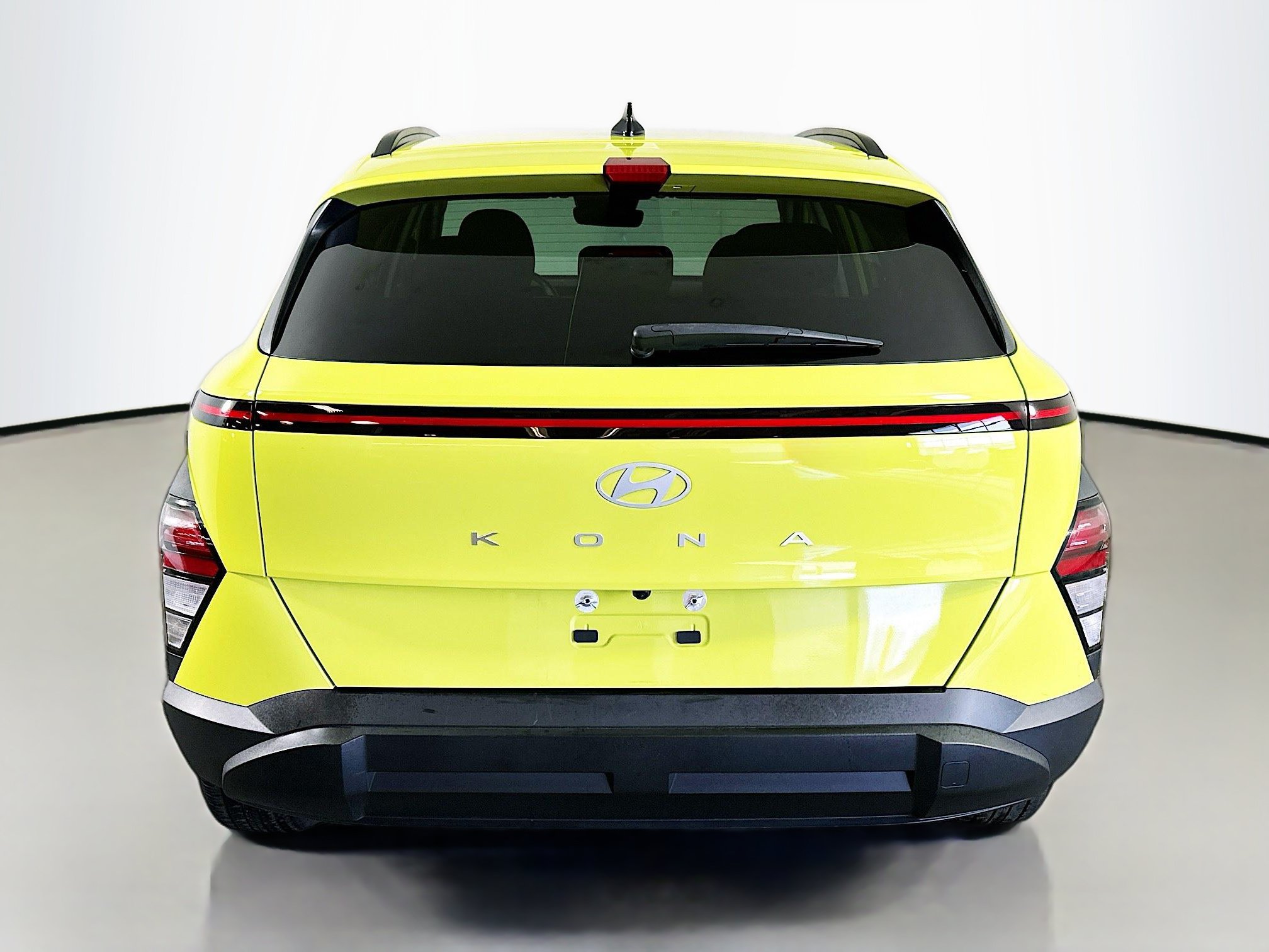 Used 2024 Hyundai Kona SEL FWD image 6