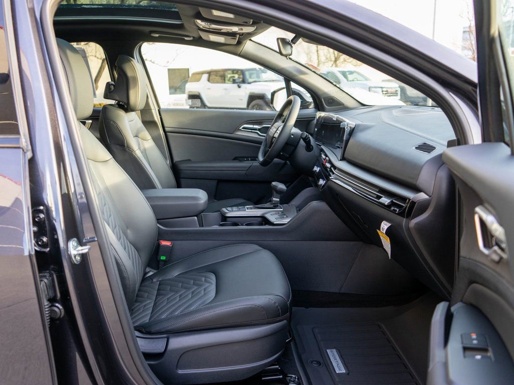 New 2026 Kia Sportage X-Line w/ X-Line Technology Package AWD/4WD image 10