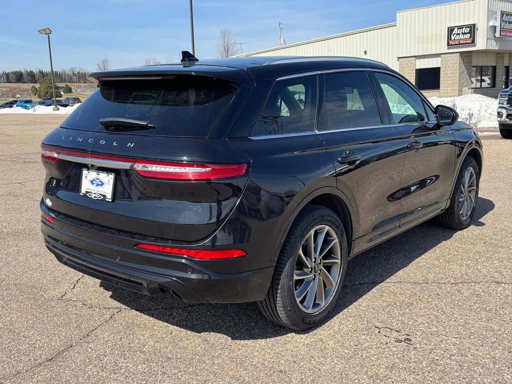 Used 2023 Lincoln Corsair Grand Touring AWD/4WD image 4