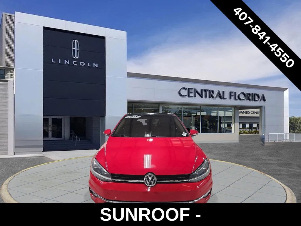 Used 2018 Volkswagen Golf SE FWD image 2