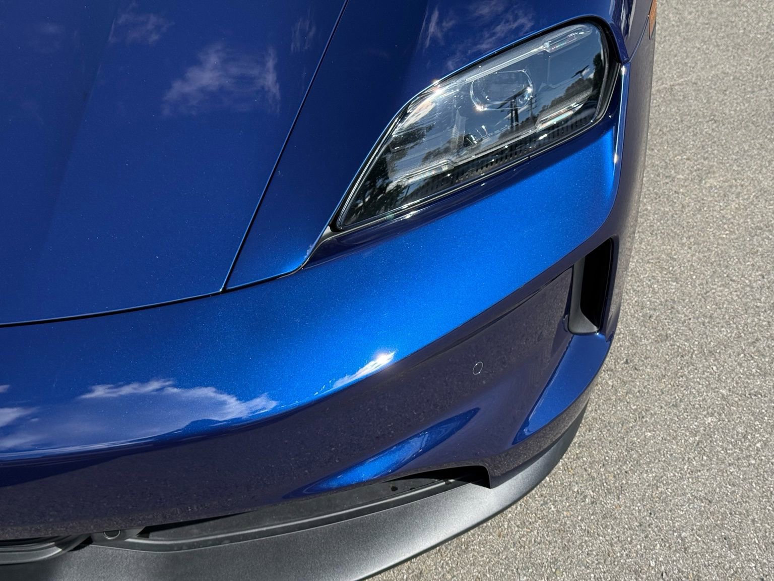 Certified 2025 Porsche Taycan image 11