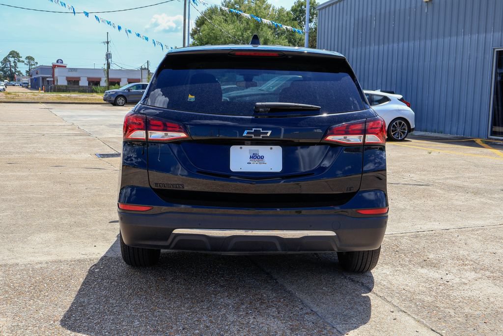 Used 2024 Chevrolet Equinox LT w/ LPO, Blackout Package FWD image 19