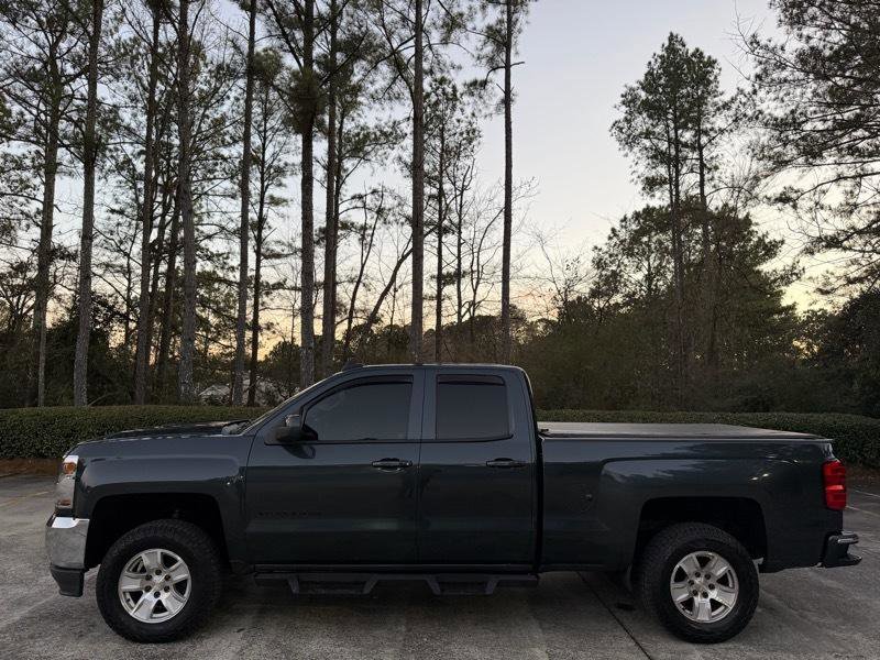 Used 2018 Chevrolet Silverado 1500 LT image 3