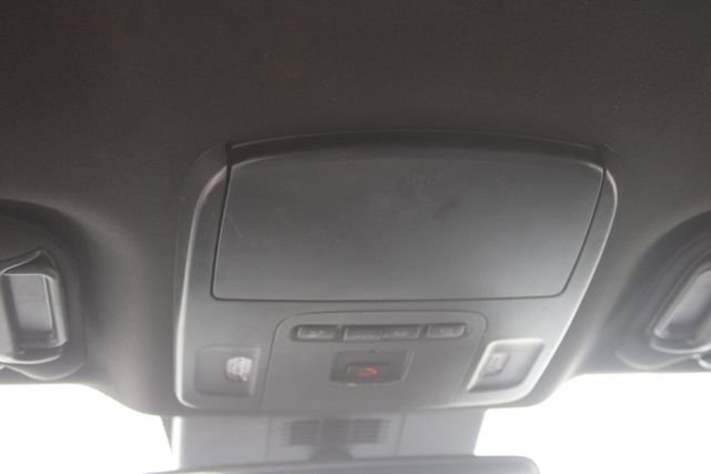 Used 2025 Toyota Camry XSE FWD image 17