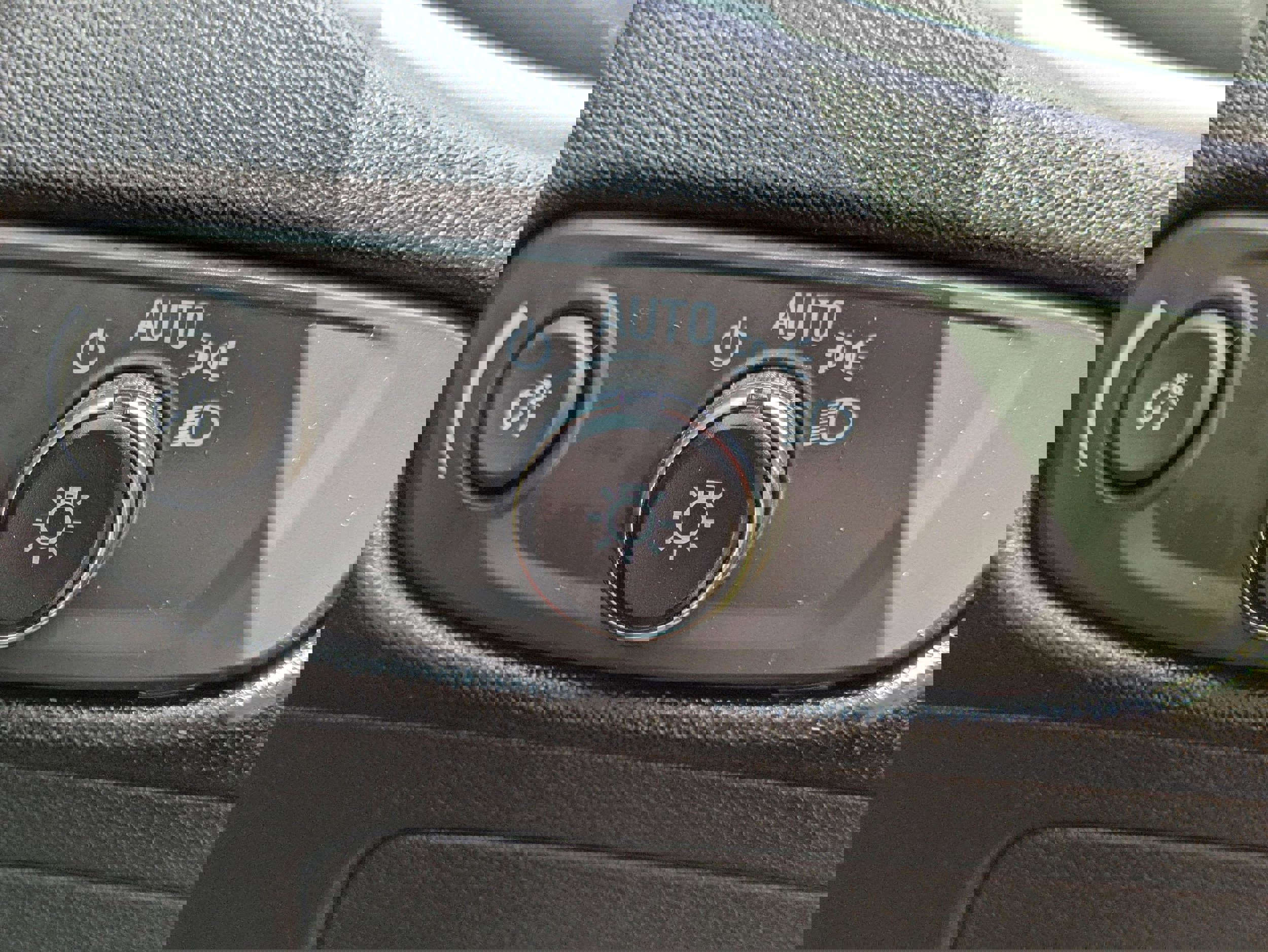 Used 2023 Chevrolet Malibu RS FWD image 21