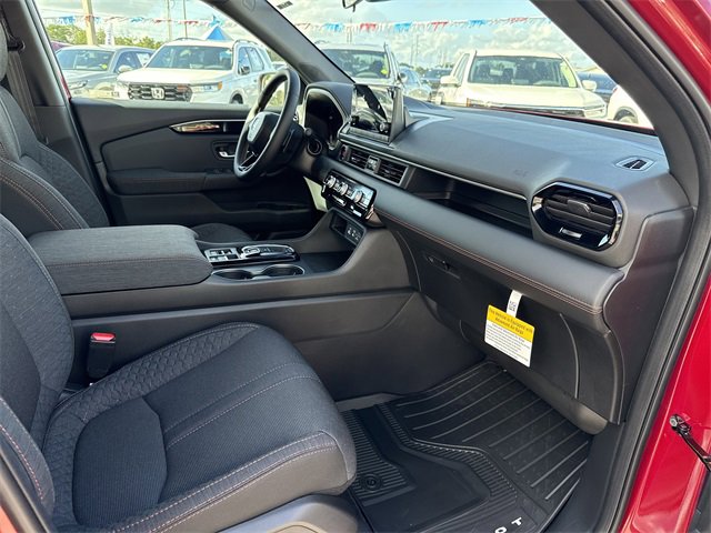 New 2025 Honda Pilot Sport image 14