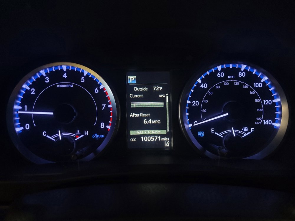 Used 2019 Toyota Highlander LE FWD image 23