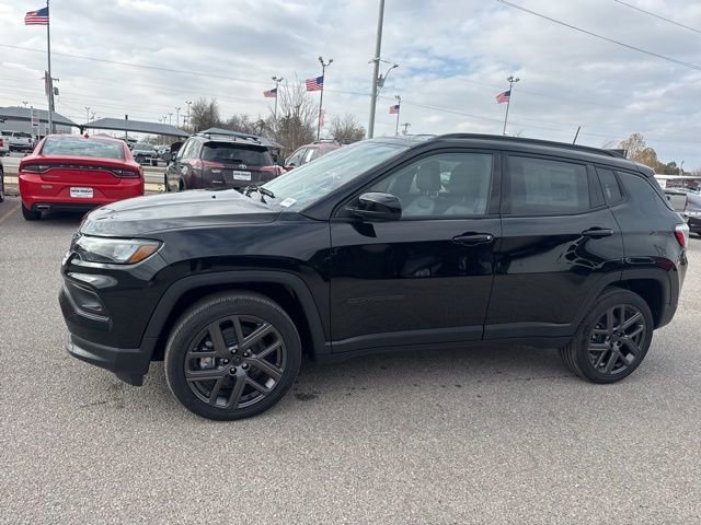 New 2026 Jeep Compass Latitude image 3