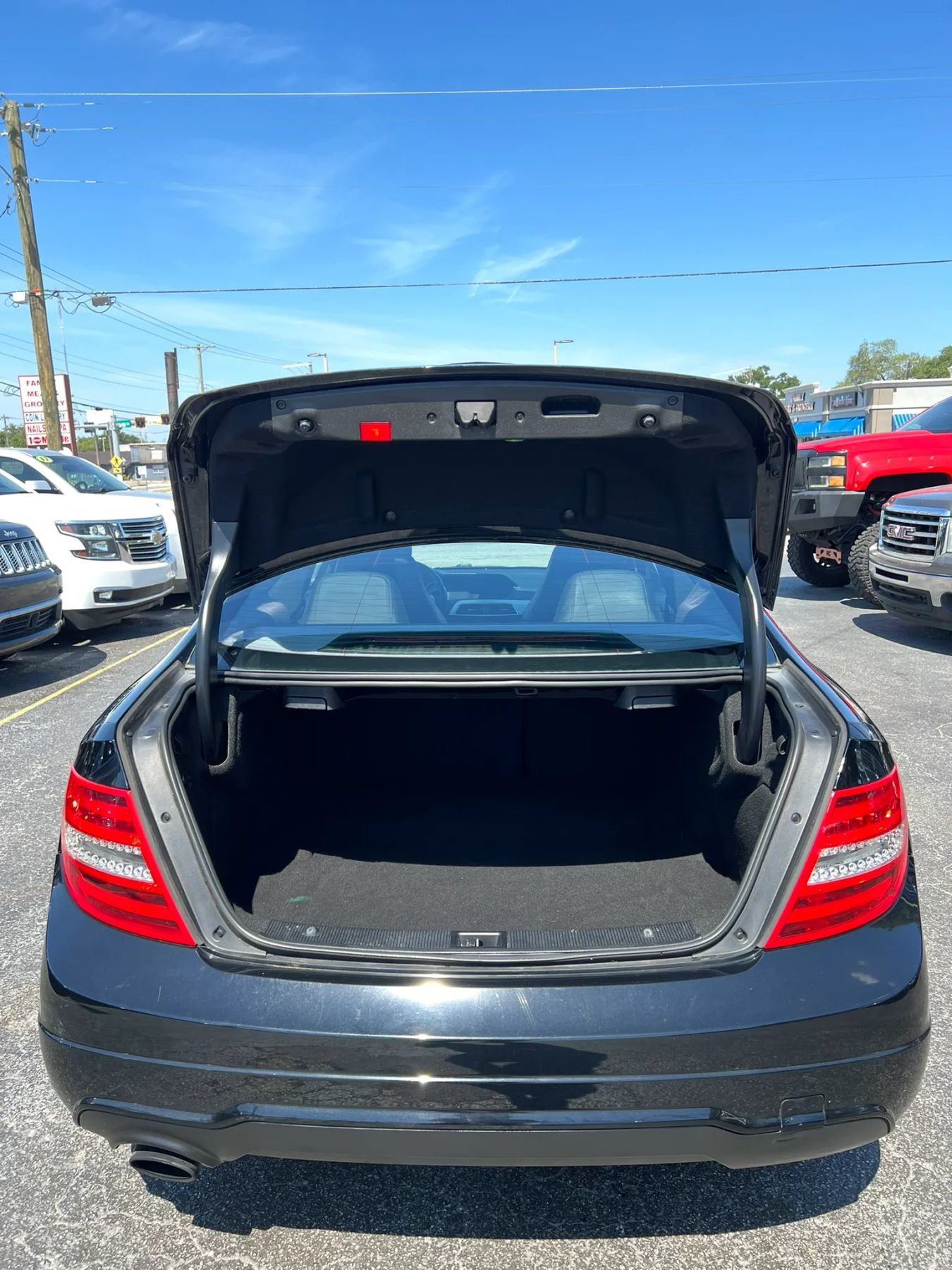 Used 2015 Mercedes-Benz C 250 Coupe image 18