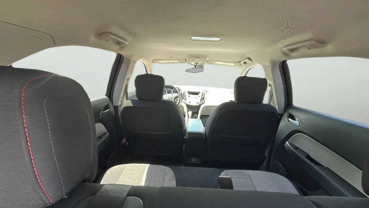 Used 2010 Chevrolet Equinox LT AWD/4WD image 6