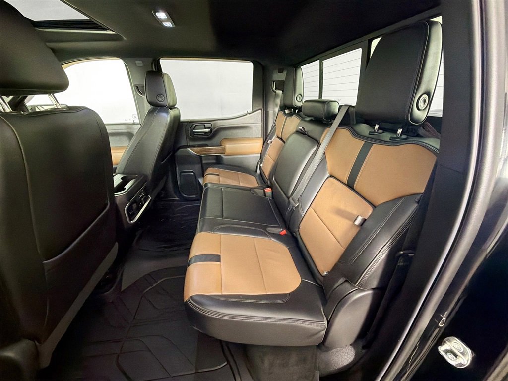 Used 2019 Chevrolet Silverado 1500 High Country image 26