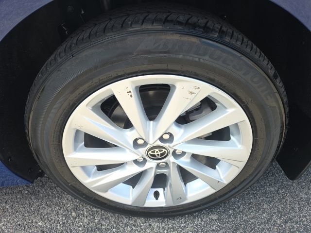 Used 2023 Toyota Camry LE image 6